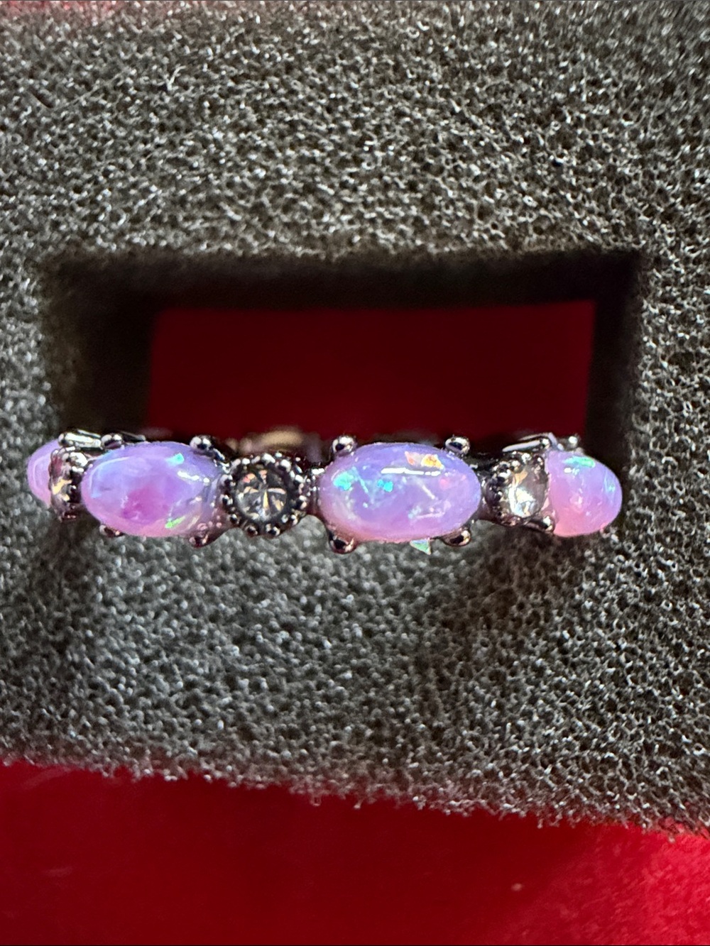 Silver Tone Band Ring, Pink Iridescent & Clear Color Accents, SZ 7, (J296)